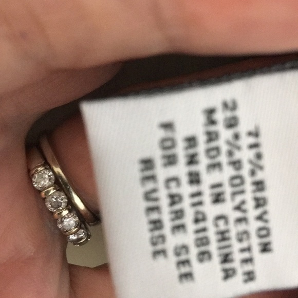 Love Scarlett New Black Sweater Size Small - Picture 3 of 5